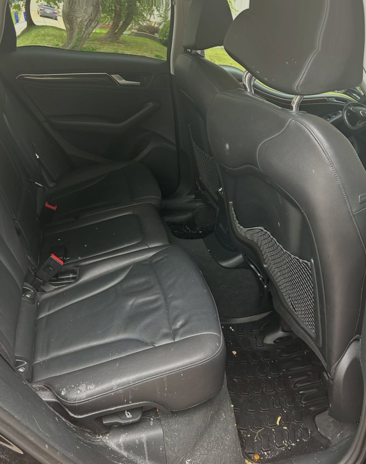 Audi Q5 rear bench before detailing